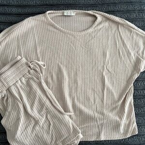 Paper Crane Cream Textured Lounge Pants